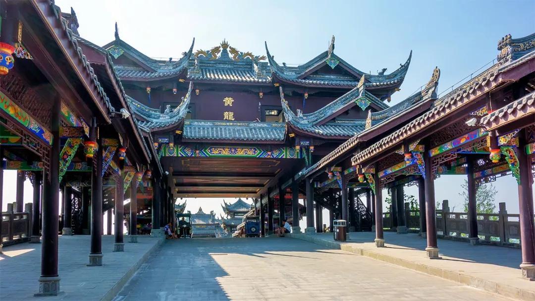 当国际奢侈品遇上温变纱线